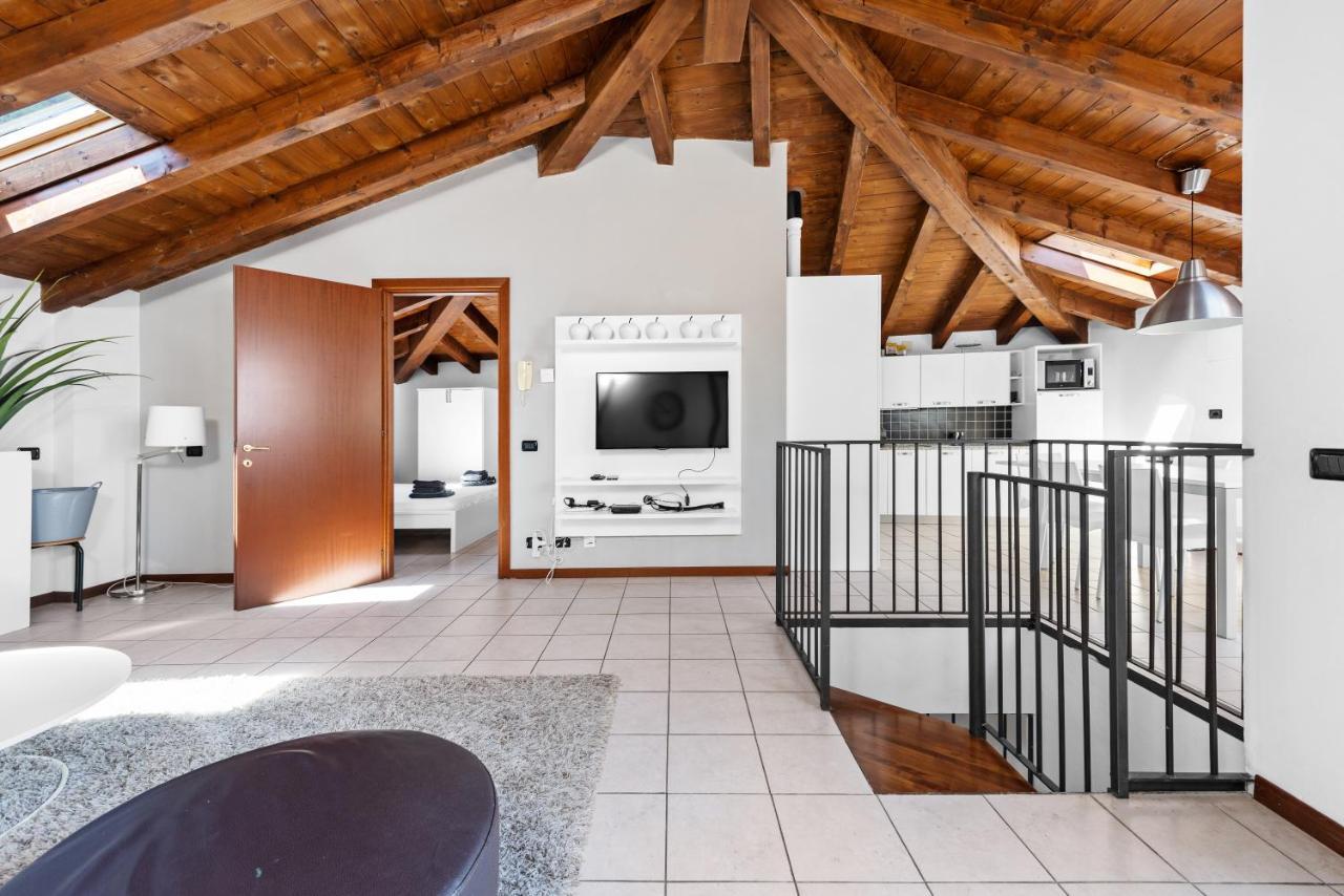Acquaseria Casacamelia 35, 3 Bdrm With View Lake Como 아파트 외부 사진